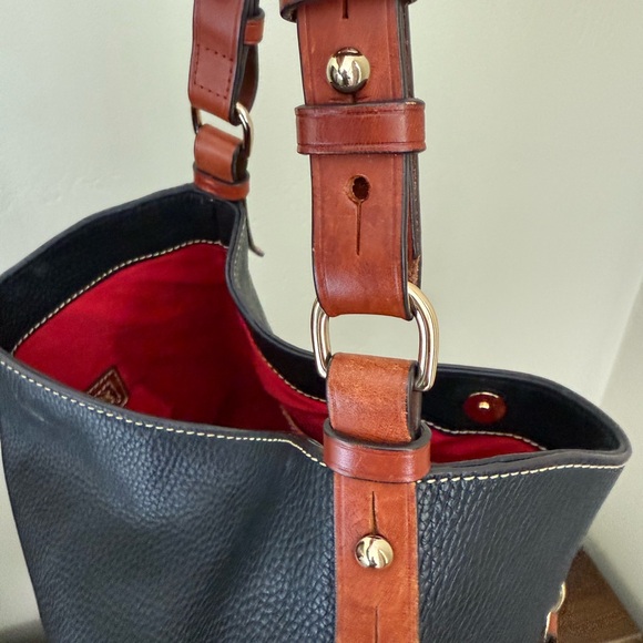 Dooney & Bourke Black and Brown Shoulder Bag with Pebbled Leather - Picture 5 of 6